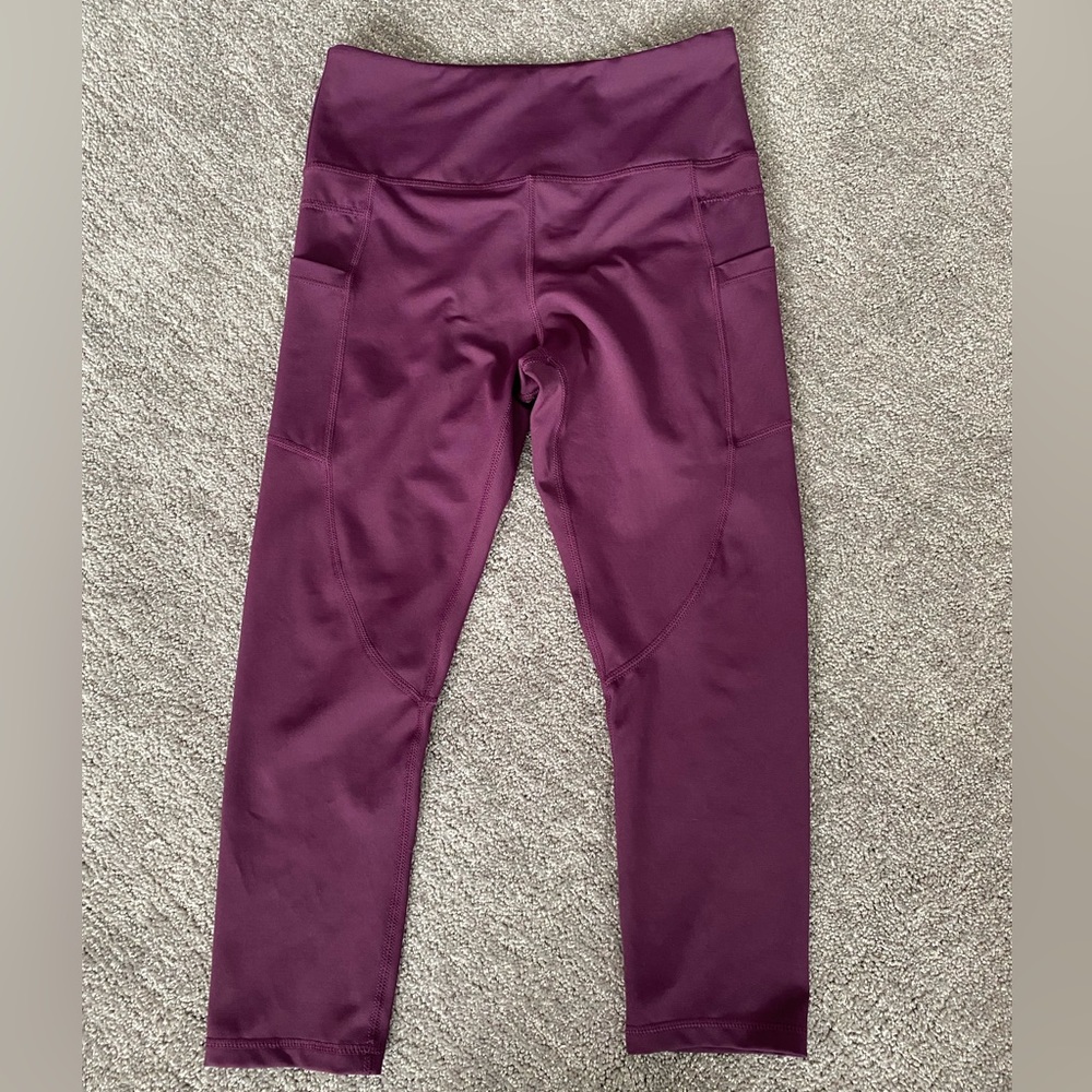 NWOT Zyia cropped leggings